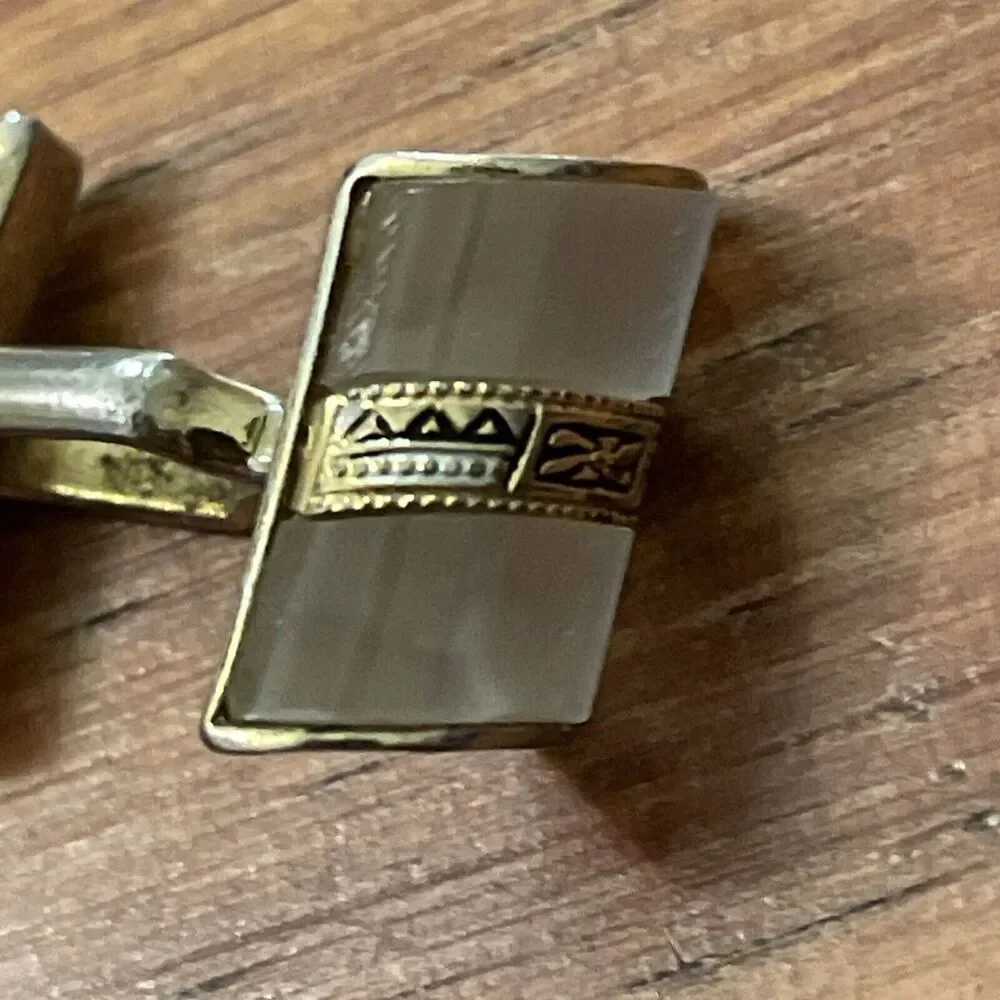 Cufflinks Vintage Gold Tone Pearl Moonstone Retro 1960s